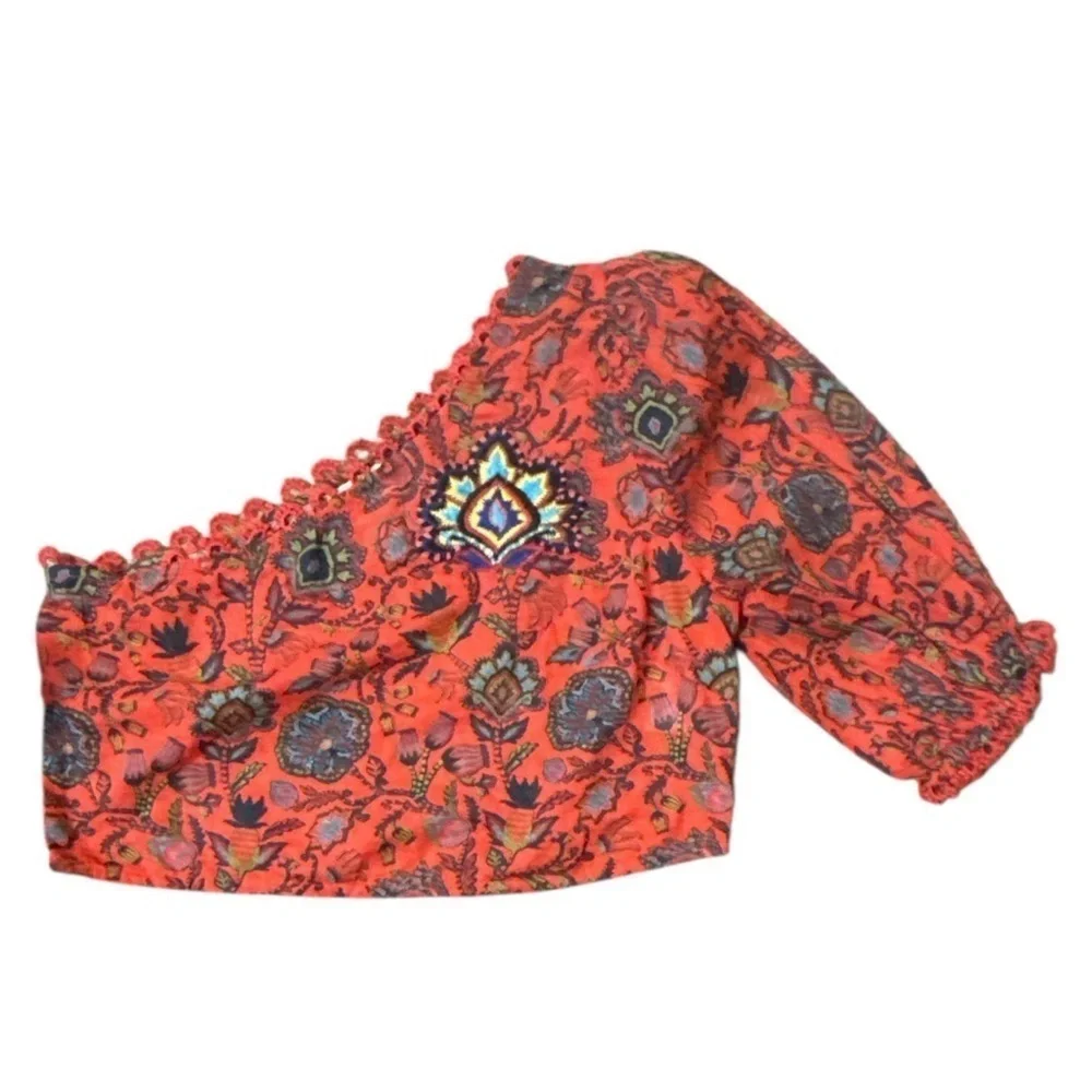 EUC - Anthro X FARM Rio One-Shoulder Boho peasant Crop Top Multicolor Red Size M